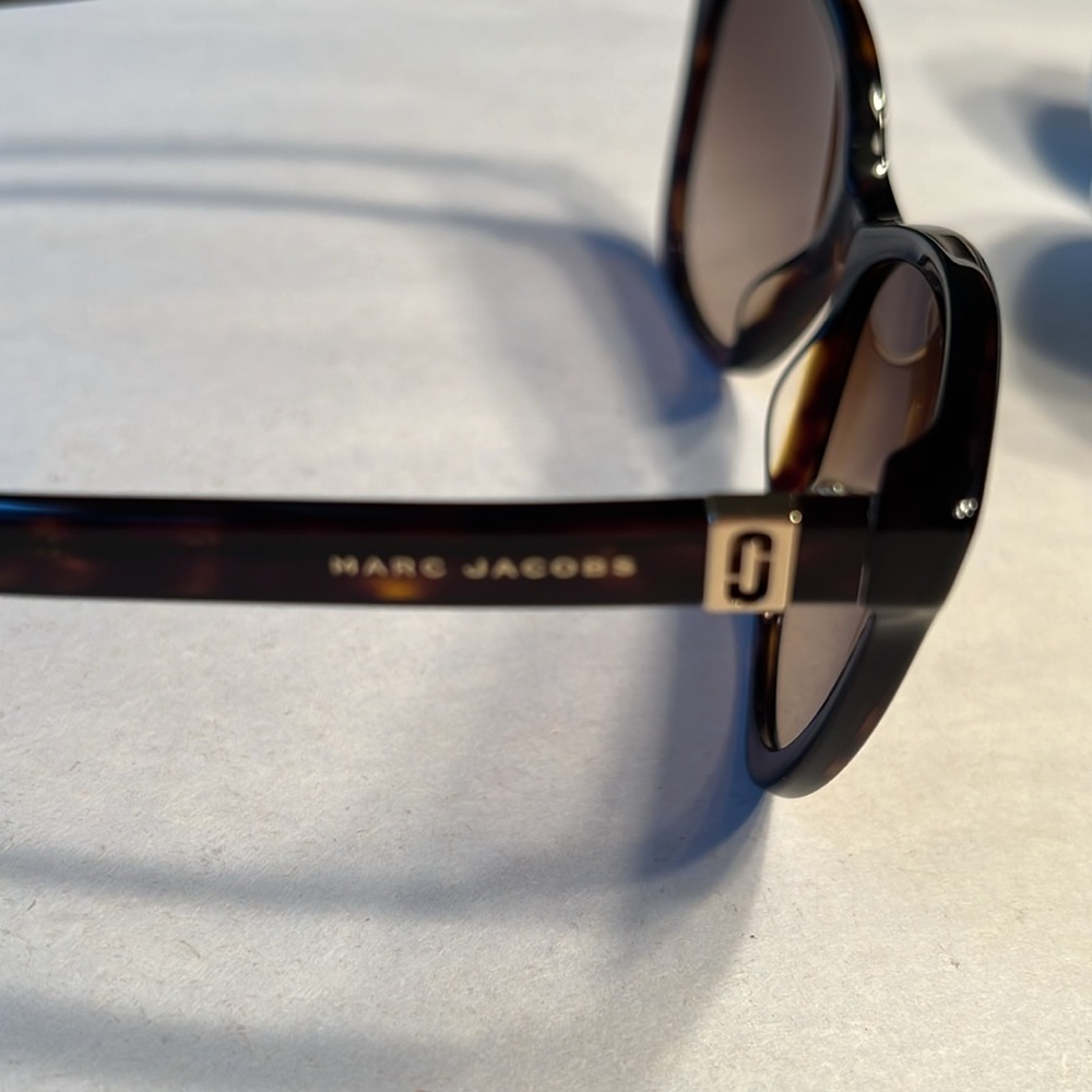 Marc Jacobs Women's 336/S Cat Eye Sunglasses, 56mm, 16mm. Tortoiseshell. 145V - Picture 3 of 5